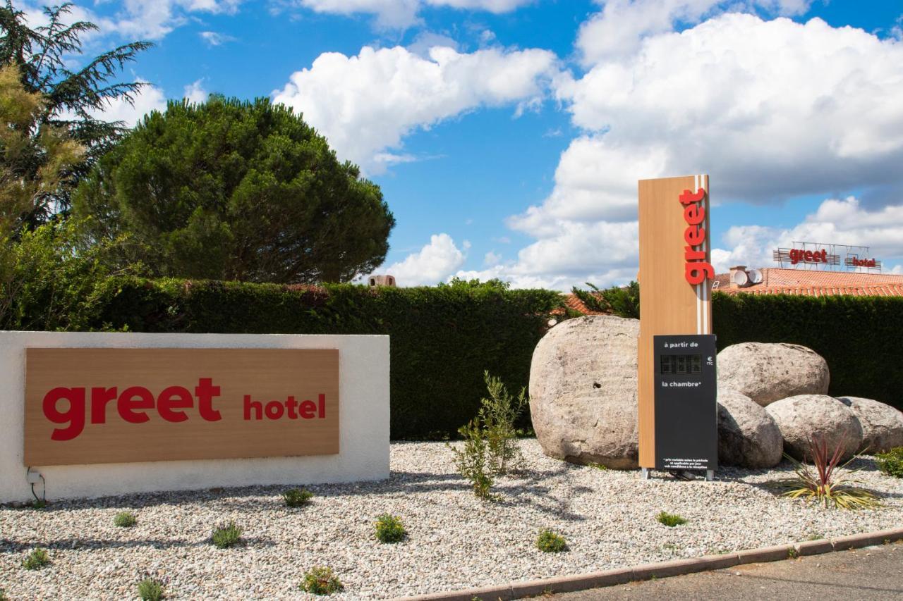 Greet Castres Saix Hotel