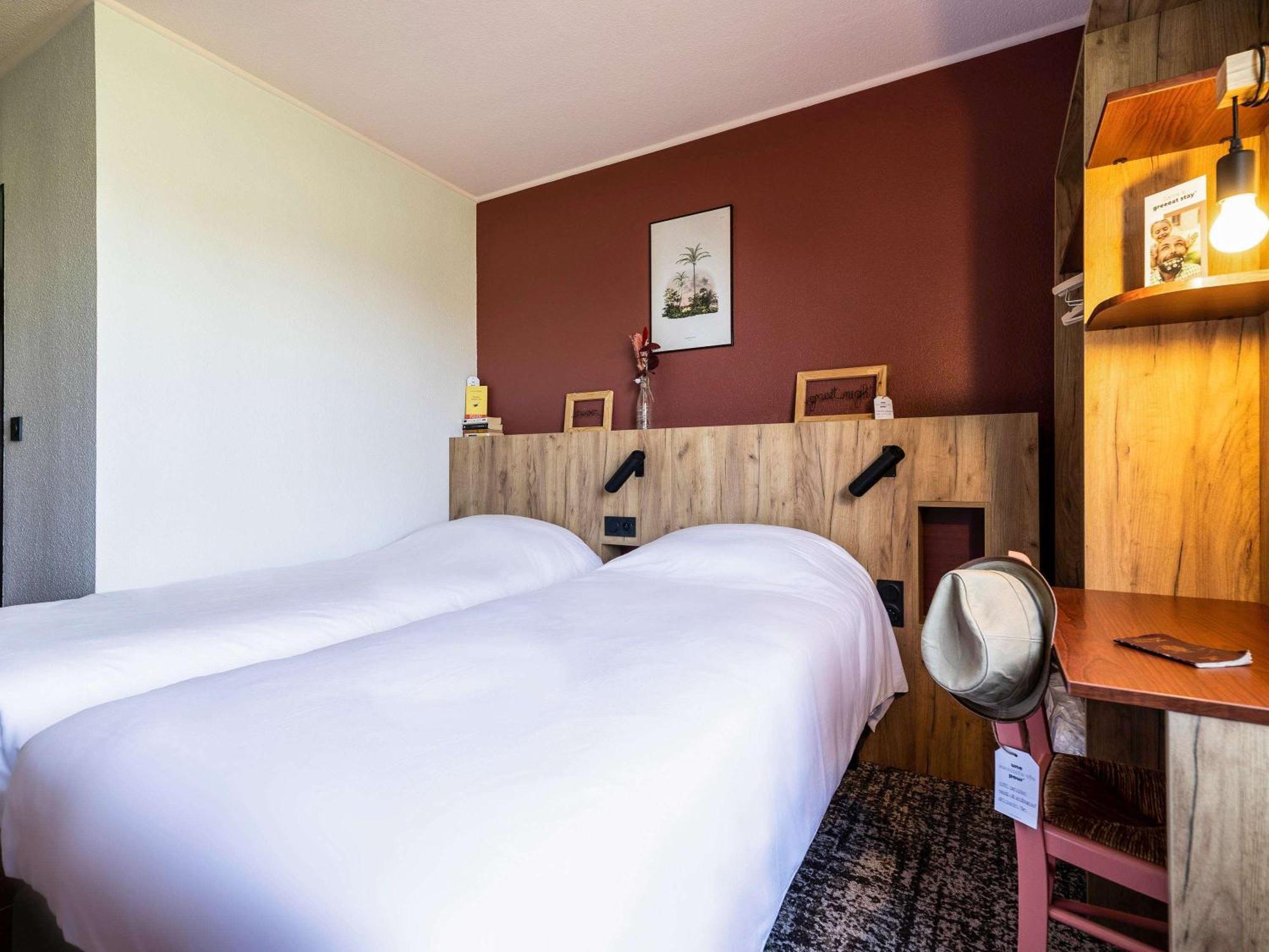 Greet Castres Saix Hotel 3*